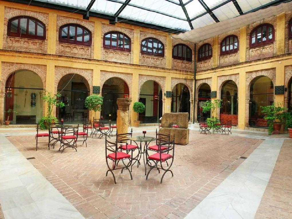 Hotel Alcazar De La Reina Carmona  Exterior foto