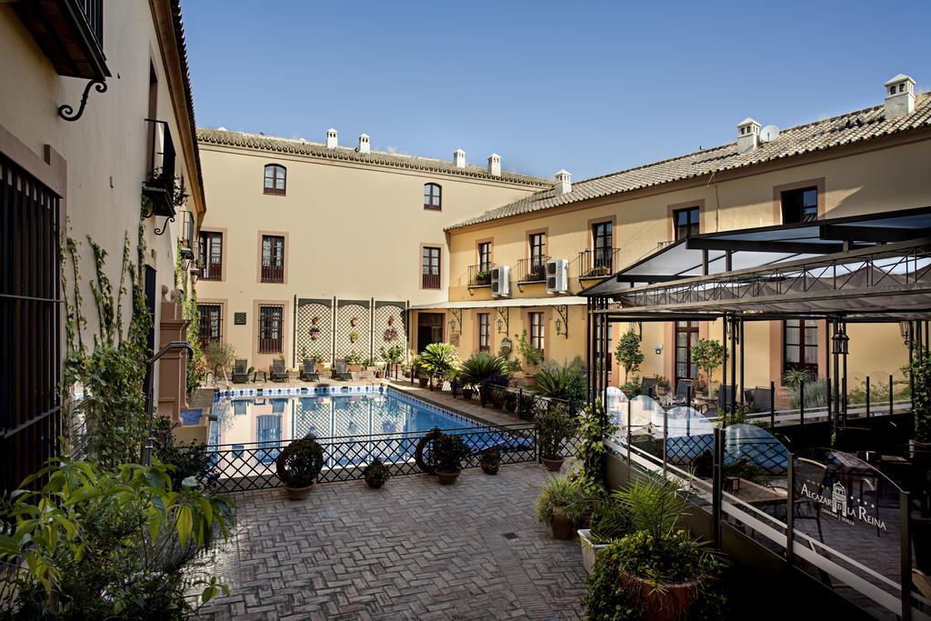 Hotel Alcazar De La Reina Carmona  Exterior foto